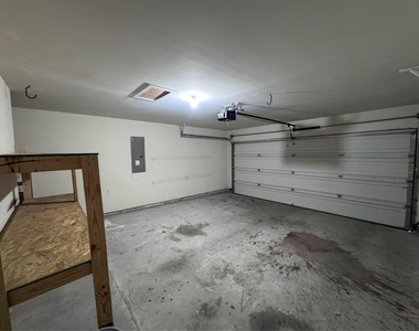 9023 Kinnel Lane - Photo Thumbnail 20