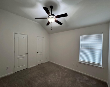 9023 Kinnel Lane - Photo Thumbnail 15
