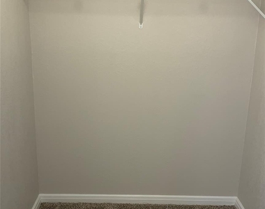 7315 Brompton Street - Photo Thumbnail 10