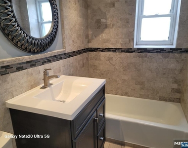 25 Jefferson - Photo Thumbnail 6