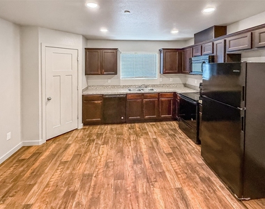 10535 Mills Road - Photo Thumbnail 11