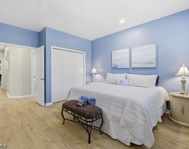 7122 Blue Juniper Court - Photo Thumbnail 29