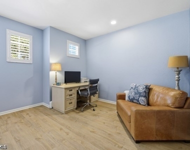 7122 Blue Juniper Court - Photo Thumbnail 30