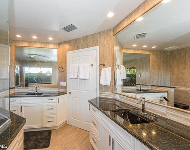 219 Copperfield Court - Photo Thumbnail 10