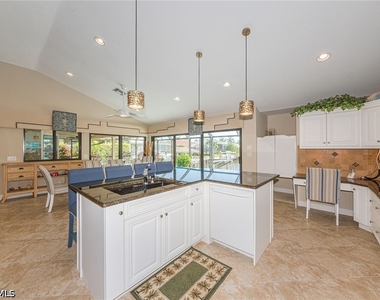 219 Copperfield Court - Photo Thumbnail 3