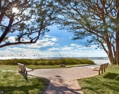 769 Crossfield Circle - Photo Thumbnail 18