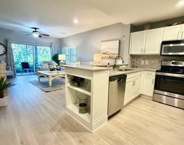 4510 Botanical Place Circle - Photo Thumbnail 6