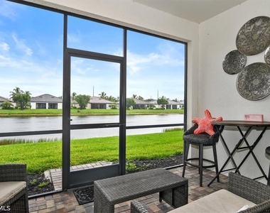 9093 Glenforest Drive - Photo Thumbnail 21