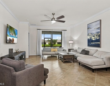 9093 Glenforest Drive - Photo Thumbnail 20