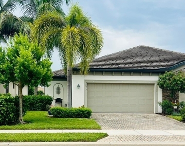 9093 Glenforest Drive - Photo Thumbnail 10