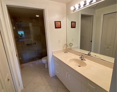 7831 Regal Huron Circle - Photo Thumbnail 8