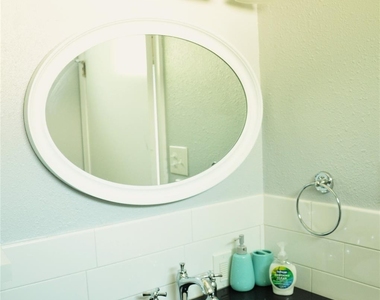 4723 Polk Street - Photo Thumbnail 6
