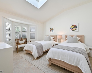 6631 Trident Way - Photo Thumbnail 27
