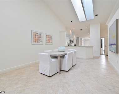 6631 Trident Way - Photo Thumbnail 10