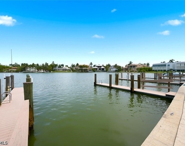 333 Harbour Drive - Photo Thumbnail 29