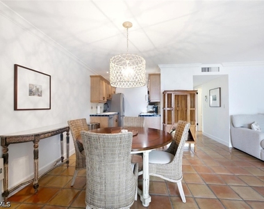 333 Harbour Drive - Photo Thumbnail 13