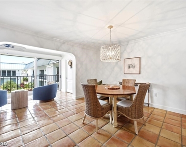 333 Harbour Drive - Photo Thumbnail 12