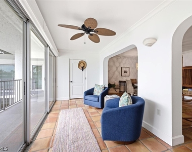 333 Harbour Drive - Photo Thumbnail 2