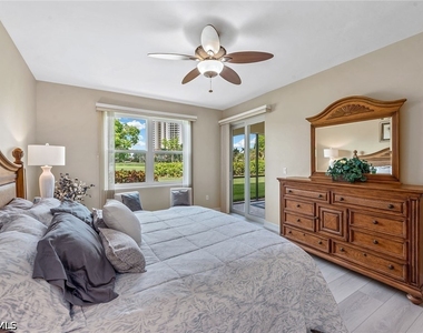 1263 Rialto Way - Photo Thumbnail 11