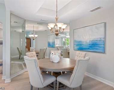 1263 Rialto Way - Photo Thumbnail 9