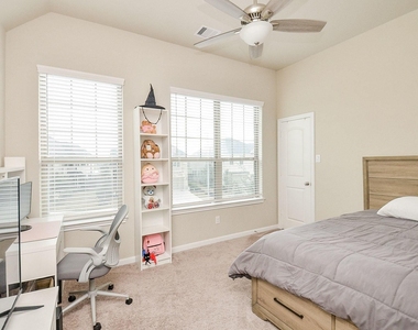 5146 Prairie Terrace Lane - Photo Thumbnail 27