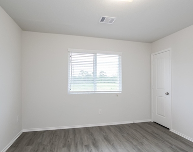 119 Cooper Creek Lane - Photo Thumbnail 9