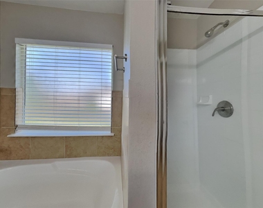 15610 Manorford Court - Photo Thumbnail 7