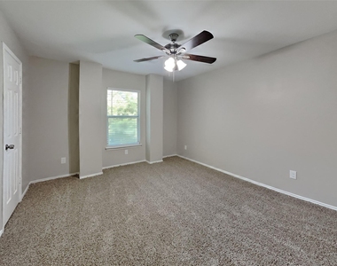 15610 Manorford Court - Photo Thumbnail 9