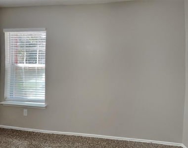 15610 Manorford Court - Photo Thumbnail 13