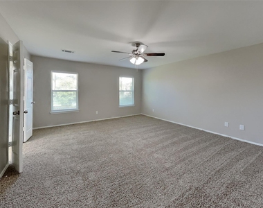 15610 Manorford Court - Photo Thumbnail 5