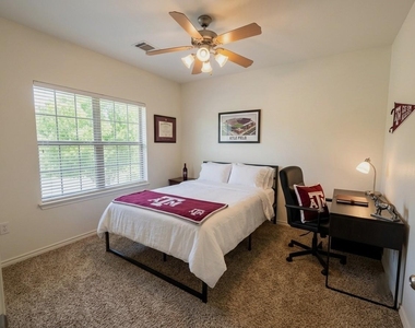 107 Forest Drive - Photo Thumbnail 5