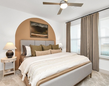 2020 Grandway Drive - Photo Thumbnail 11