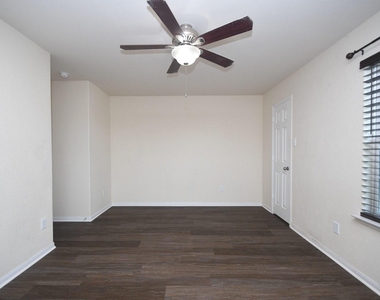 15447 Signal Ridge Way - Photo Thumbnail 34