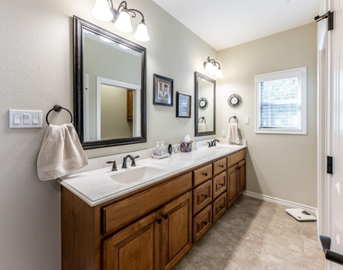 14 Wildwood Lake Dr - Photo Thumbnail 21