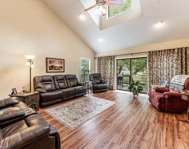 14 Wildwood Lake Dr - Photo Thumbnail 16