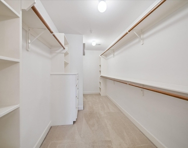 648 Westcross Street - Photo Thumbnail 15