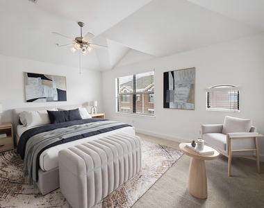 648 Westcross Street - Photo Thumbnail 10