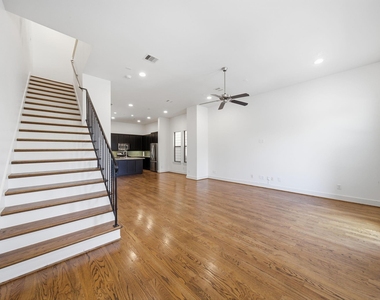 1206 Delano Street - Photo Thumbnail 15