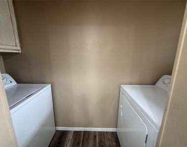 14777 Wunderlich Drive - Photo Thumbnail 3