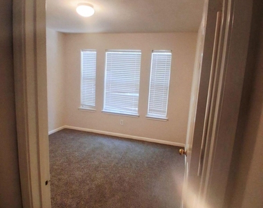6710 High Stone Lane - Photo Thumbnail 7