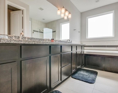 2314 Saint Charles Street - Photo Thumbnail 12