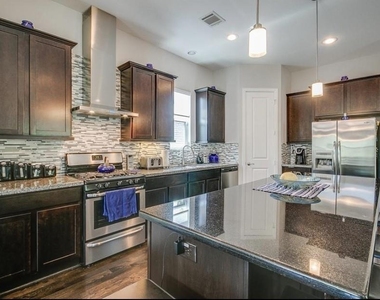 2314 Saint Charles Street - Photo Thumbnail 9