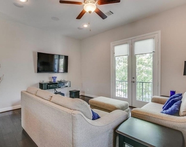 2314 Saint Charles Street - Photo Thumbnail 10