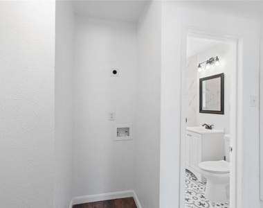 8410 Elrod Street - Photo Thumbnail 8