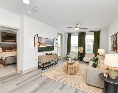 2020 Grandway Drive - Photo Thumbnail 4