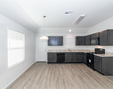 8639 Middleton Oaks Circle - Photo Thumbnail 1