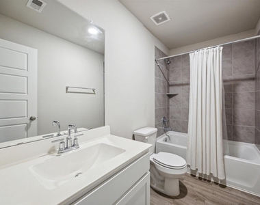 6414 Fiddlewood Thicket Lane - Photo Thumbnail 23
