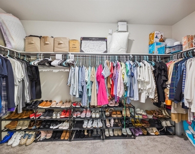 6414 Fiddlewood Thicket Lane - Photo Thumbnail 18