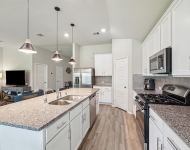 6414 Fiddlewood Thicket Lane - Photo Thumbnail 12