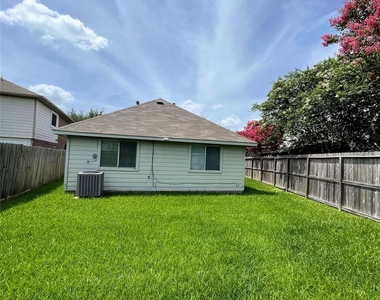 4010 Bealey Lane - Photo Thumbnail 22